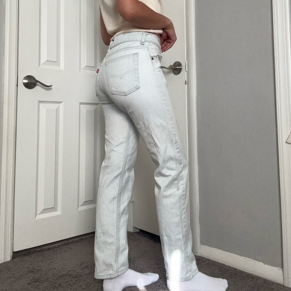 Vintage 90s Levi’s 505 light wash jeans